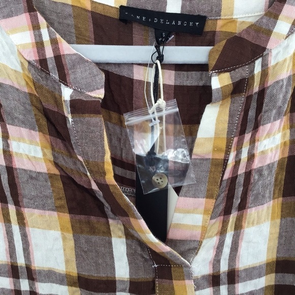 Jane & Delancey brown plaid wrinkled rayon open neck long sleeve tunic S -M NWT - Picture 2 of 7